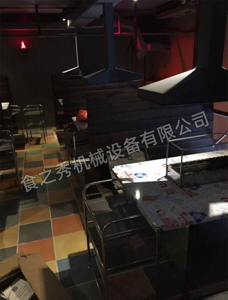 自助式燒烤店烤吧